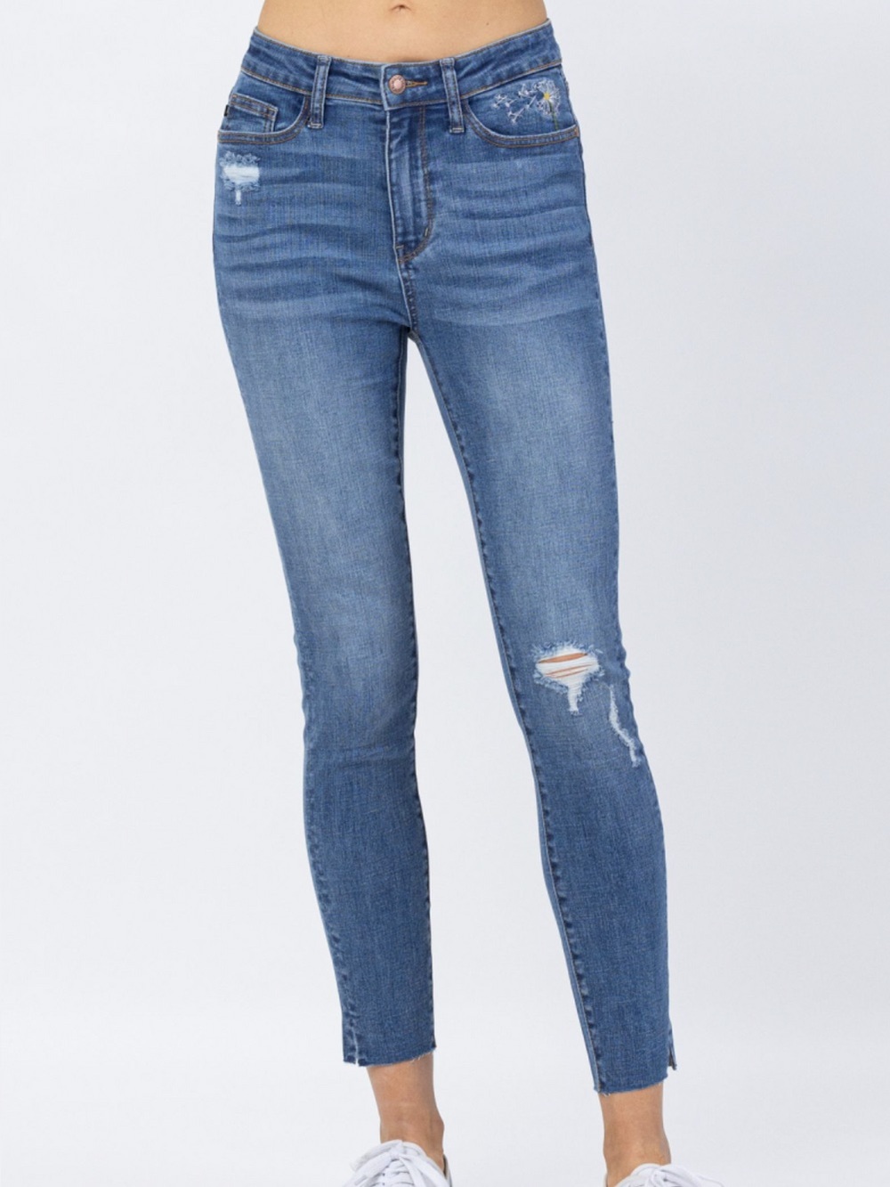 Judy Blue Dandelion Embroidered Skinny Jeans Size 16W